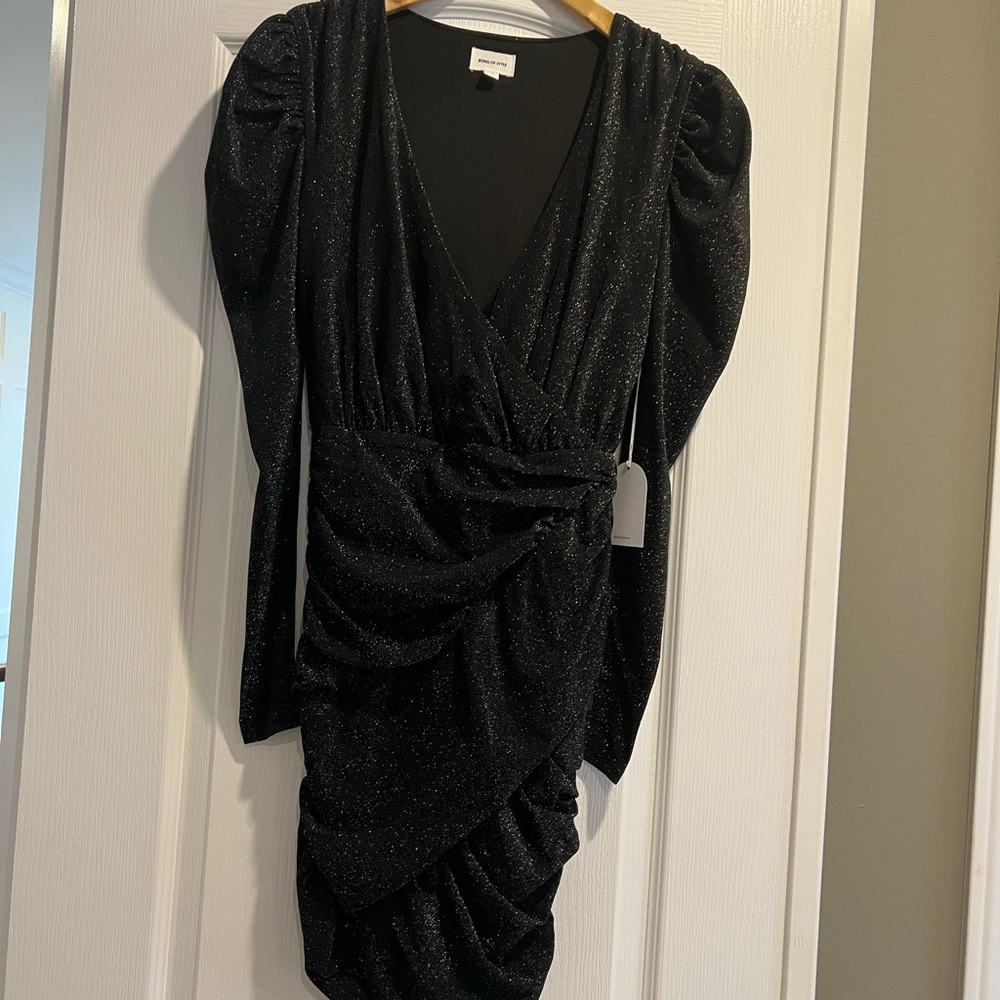 Dress - Picture 5 of 6